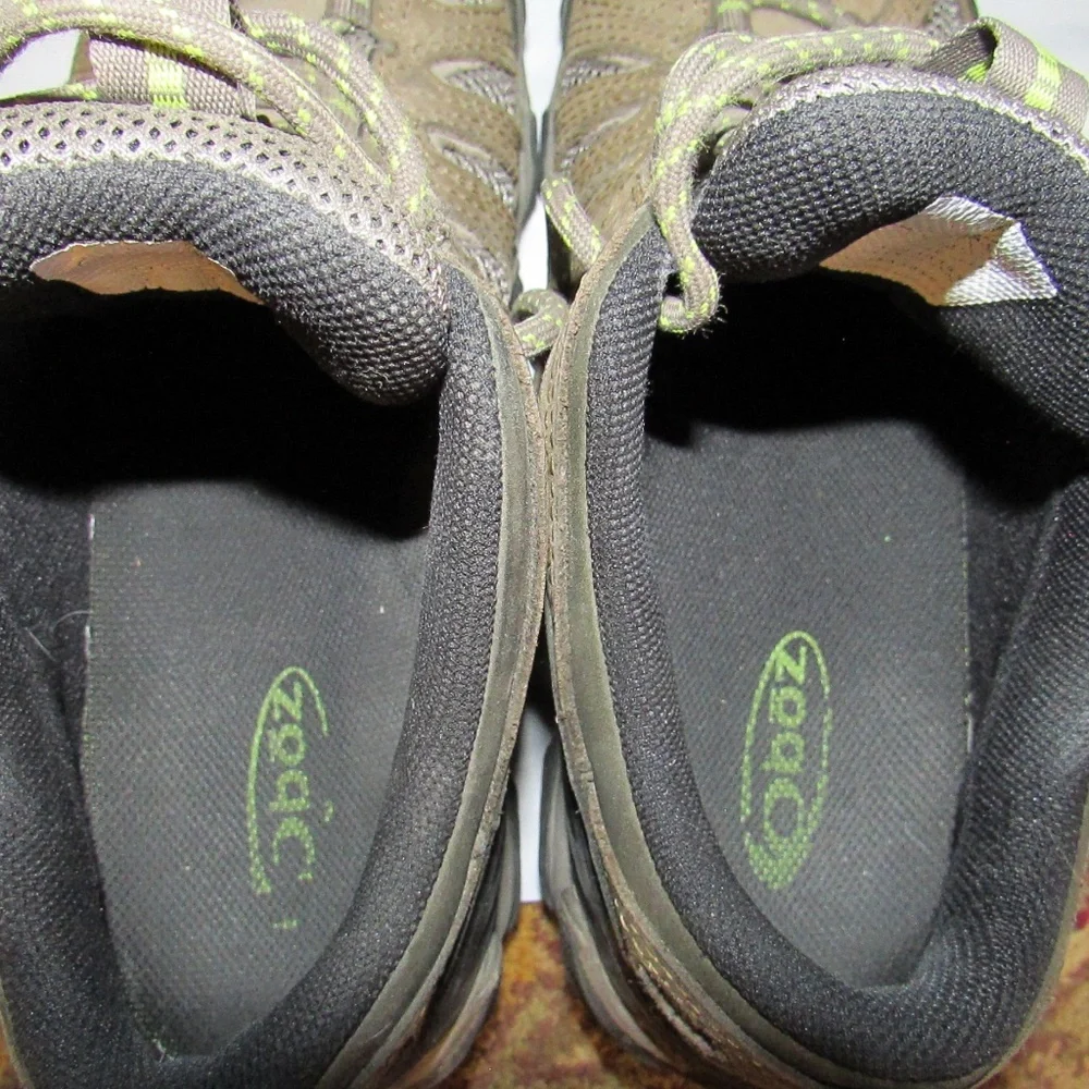 Oboz Men’s Sawtooth Low Umber hiking shoes